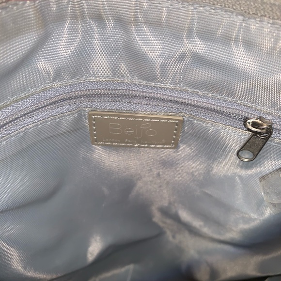 Beijo crossbody silicon iridescent color purse - Picture 8 of 11